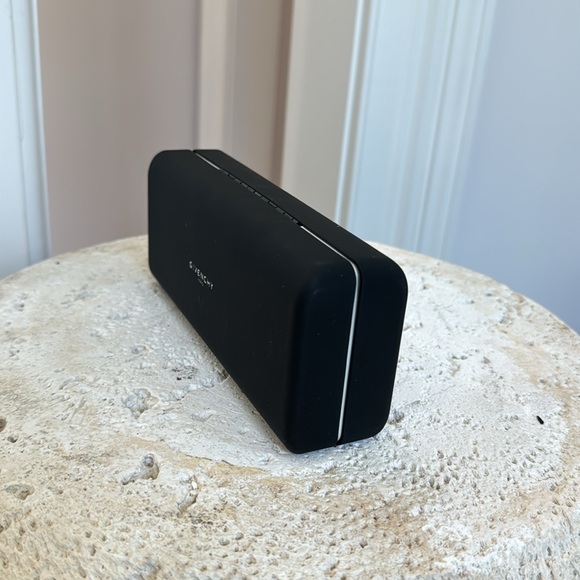 GIVENCHY PARIS eyeglass case - Picture 5 of 7